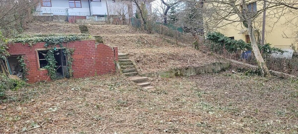 Pozemok na predaj 894 m2 - Hradný vrch, Slávičie údolie BA - 4