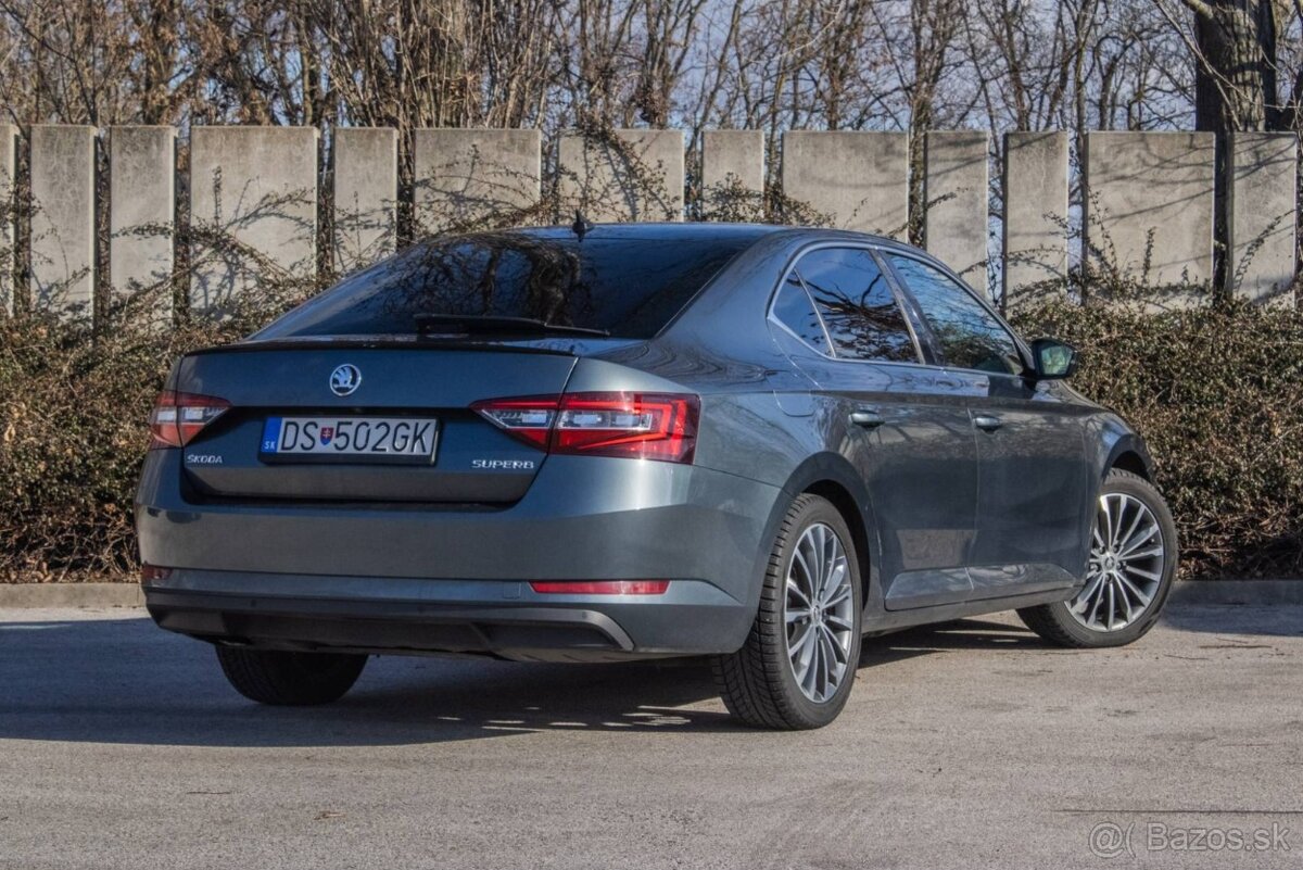Škoda Superb 2.0 TDI Ambition - 4