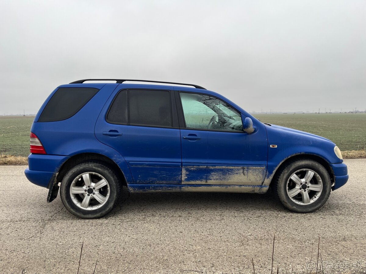 Mercedes Benz ML 320