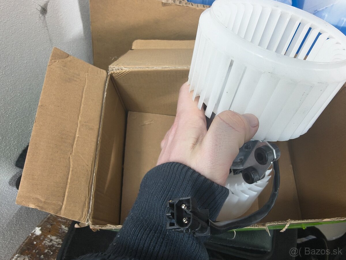 Ventilátor kúrenia BMW X5 E53 prípadne E39 - 4
