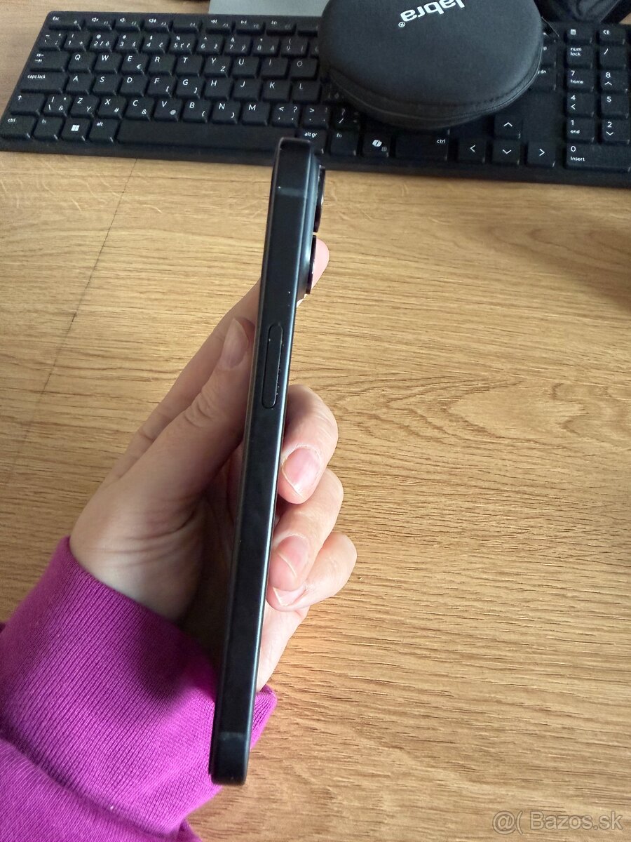 iPhone 15 128 GB - 4