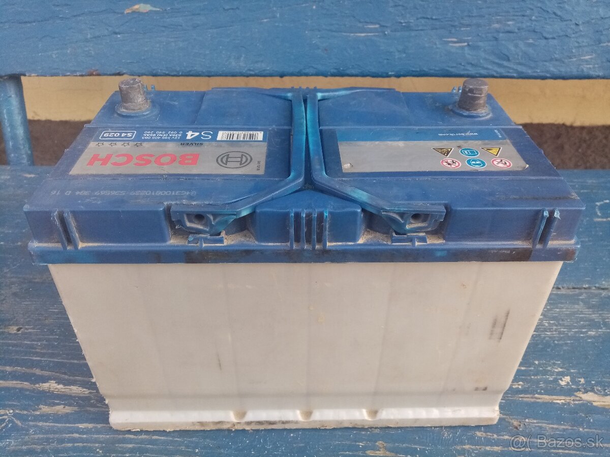 AUTOBATÉRIA - AKUMULÁTOR - 12v - 4