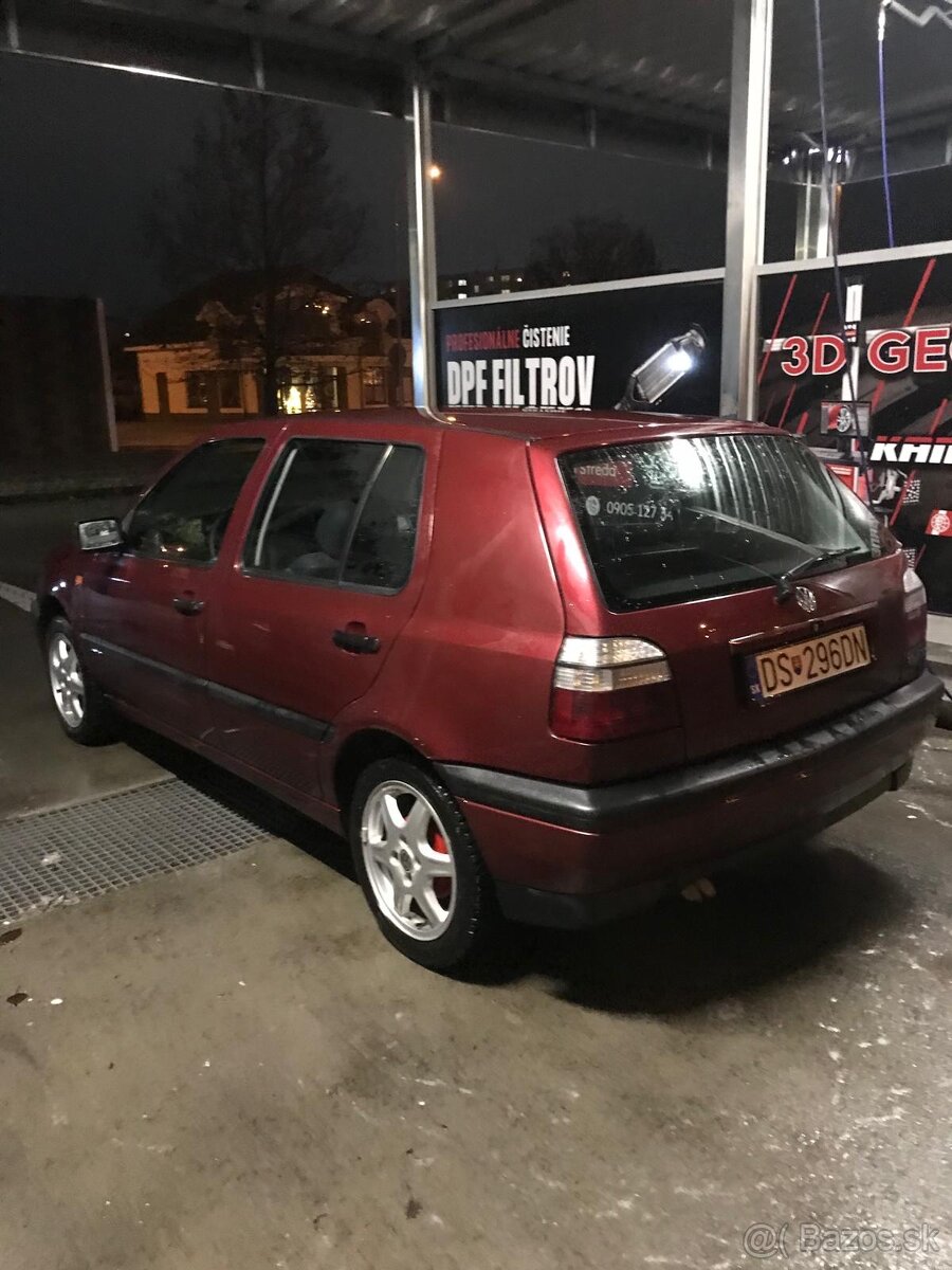 Volkswagen golf 1,6 74 kW 95 ročník top stav❗️❗️❗️ - 4