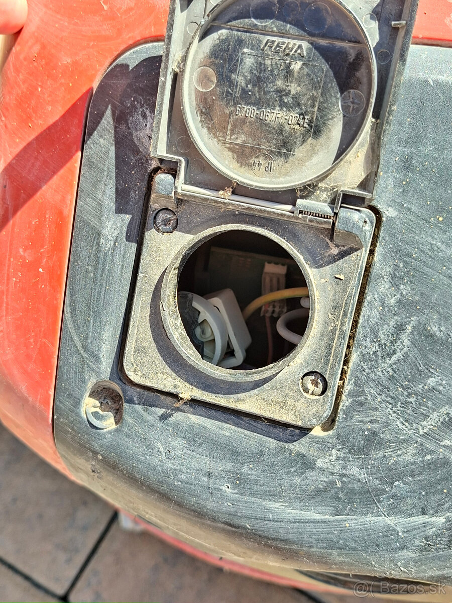 vysavač freza HILTI top stav - 4