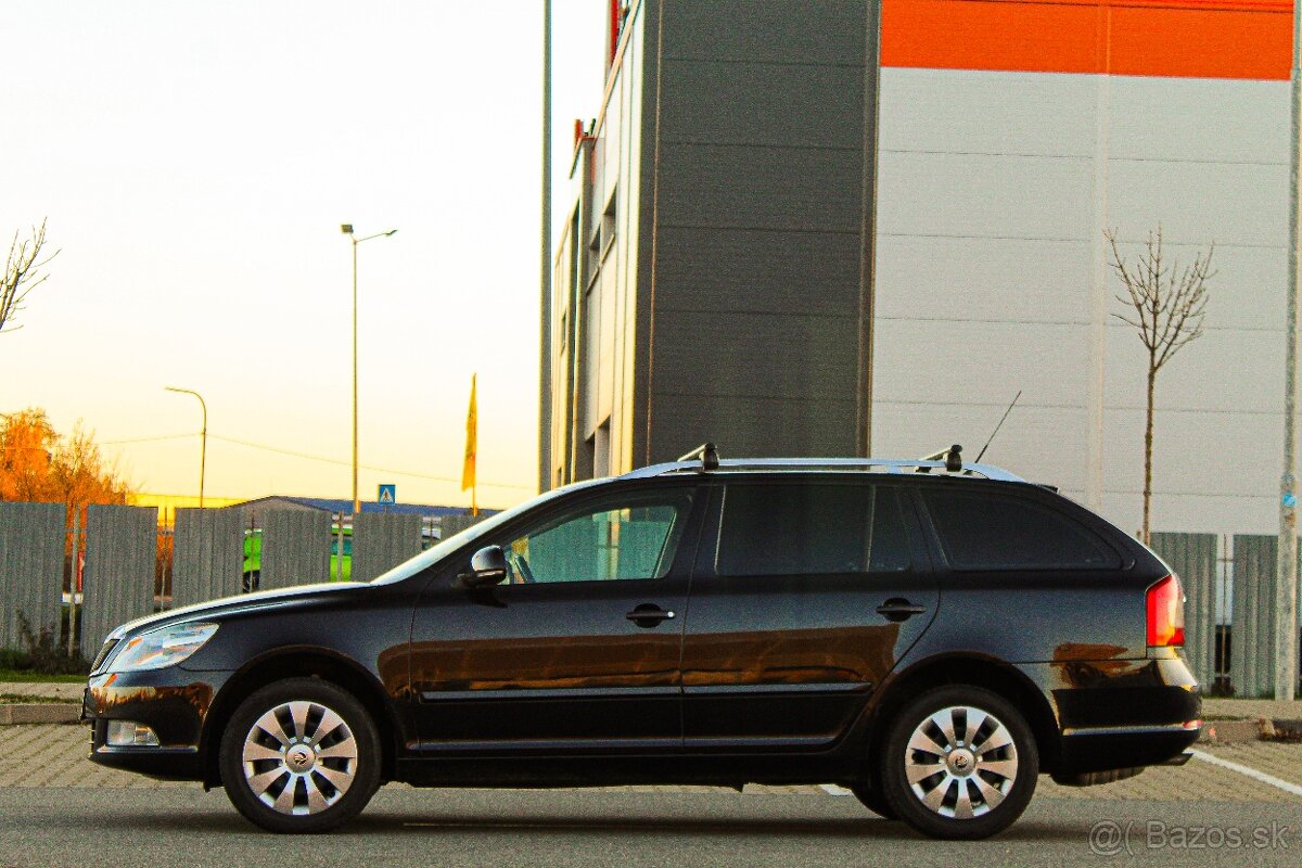 Škoda Octavia Combi 2.0 TDI 4x4 Elegance - 4