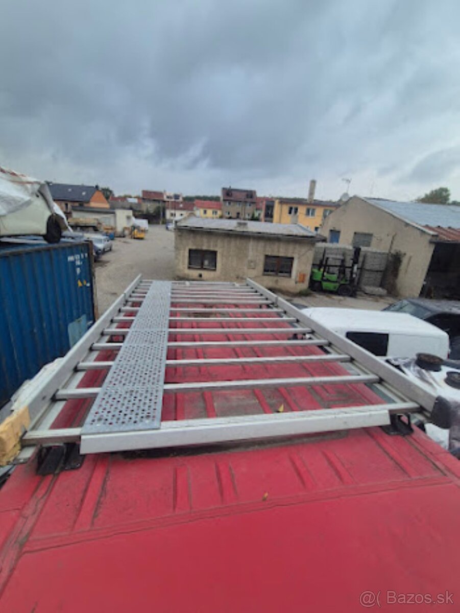 RENAULT MASTER + ZAHRÁDKA - NÁHRADNÍ DÍLY Z VOZU - 4