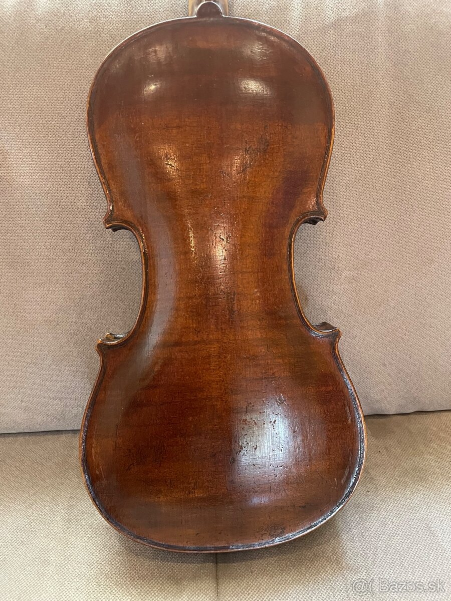 Predám staré 4/4 husle - 4