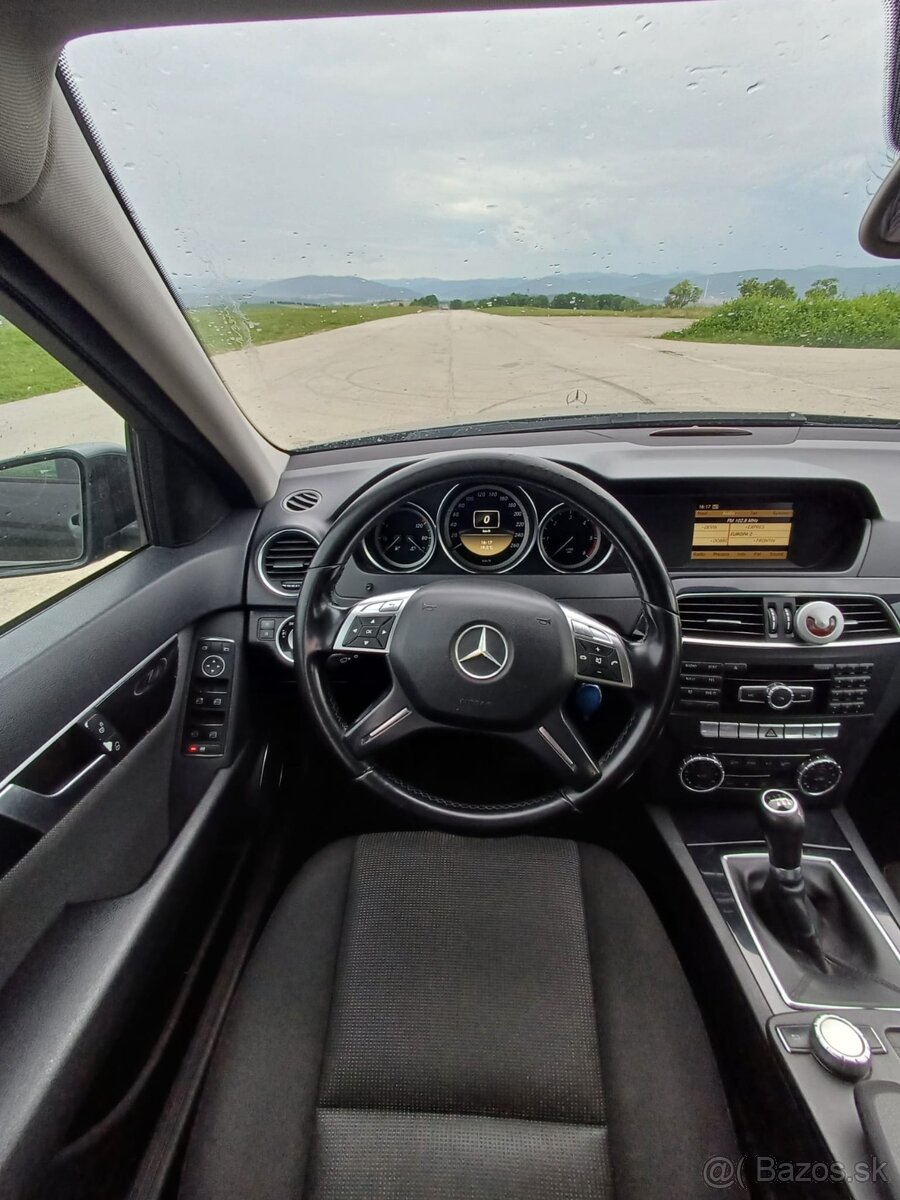 Mercedes-Benz C200 CDI - 4