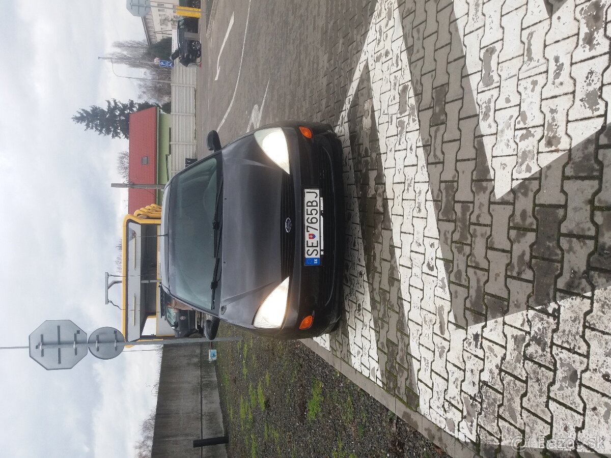 Ford focus 1.4 benzin - 4