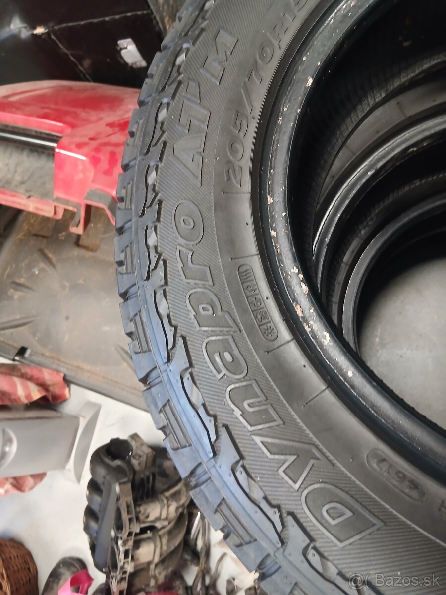 Pneu 205/70 r15 ATM - 4