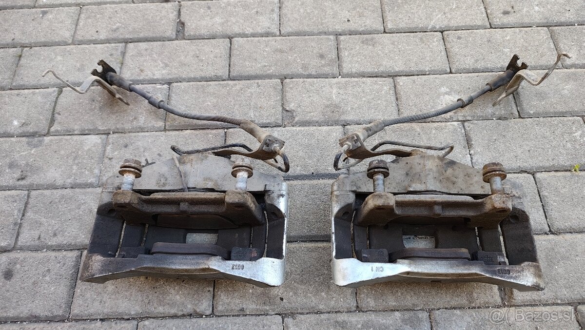 Brzdy Audi A8 D3 320mm - 4