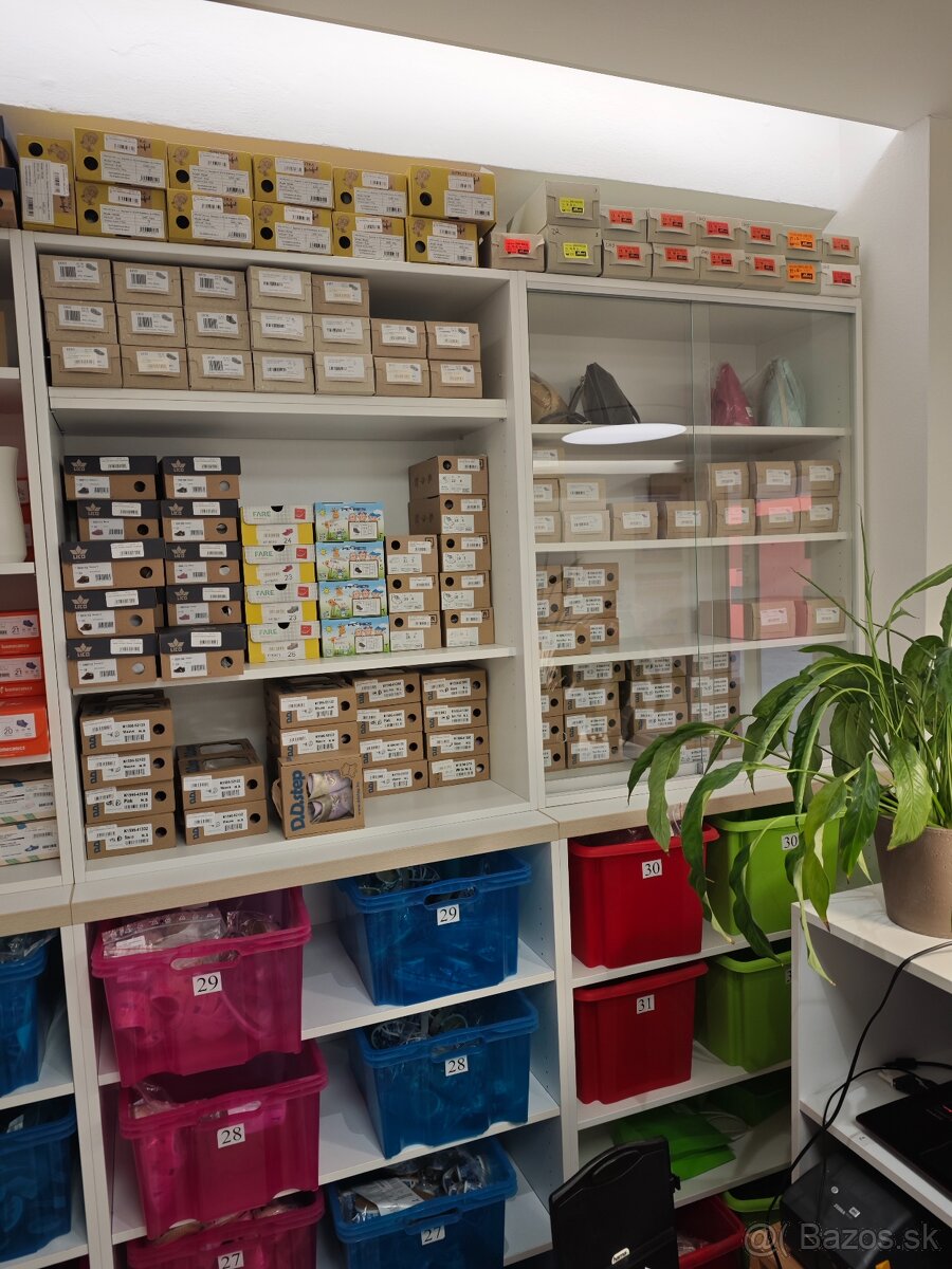 Zostava pre predajňu. - 4