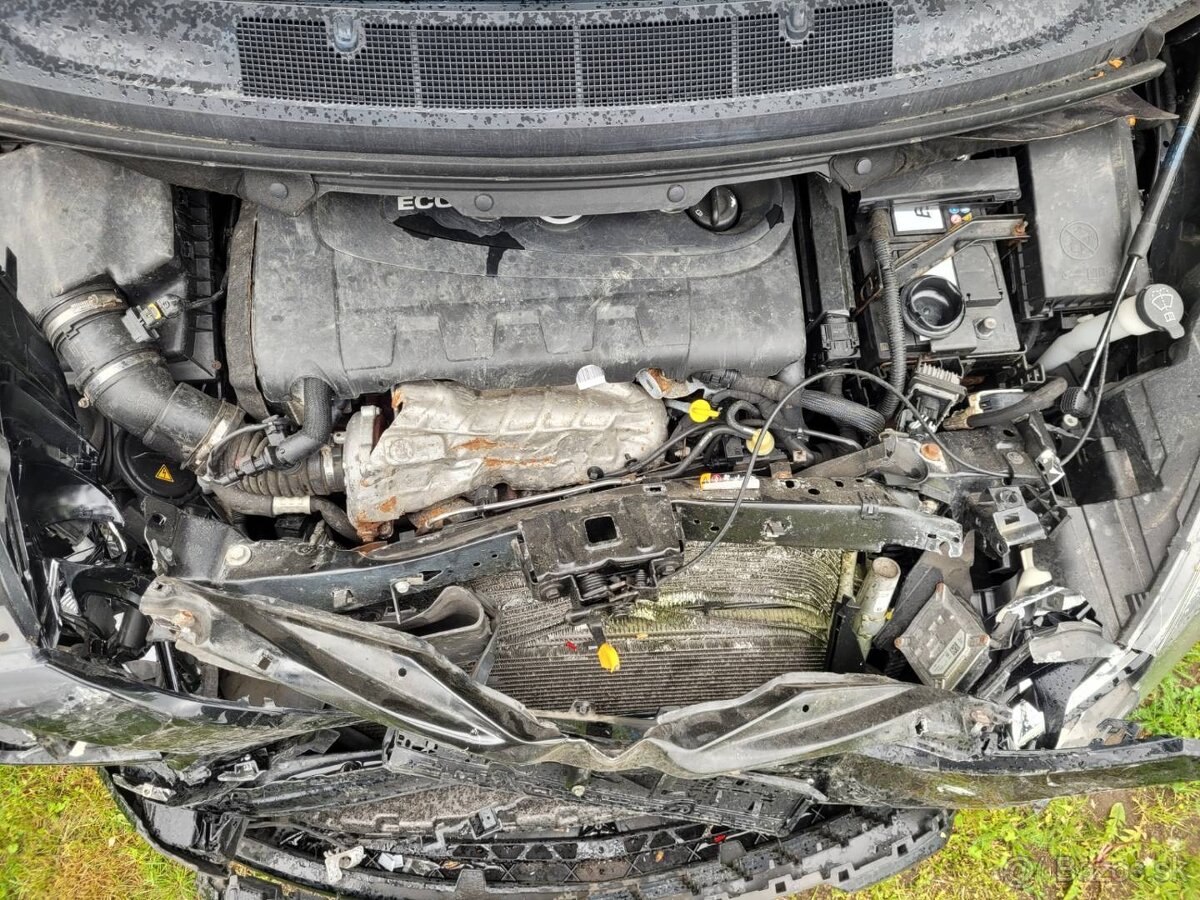 Opel Zafira Tourer 2.0 CDTI 96KW COSMO, 96 kW - 4