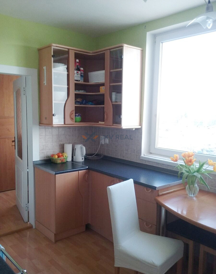 Predaj: Pekný 4-izbový Byt s Balkónom na J. Hollého, Michalo - 4