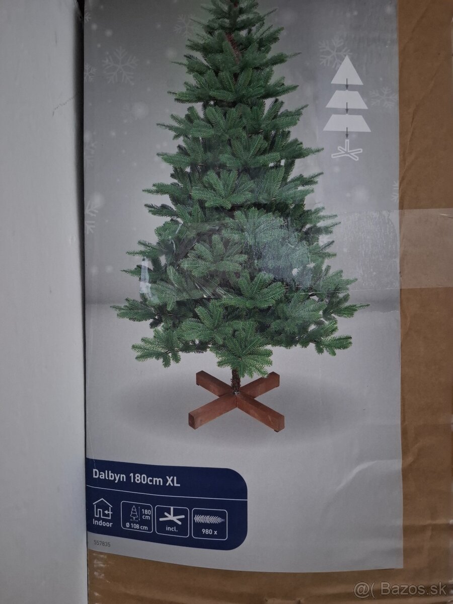 Umelý vianocny stromcek 180cm - 4