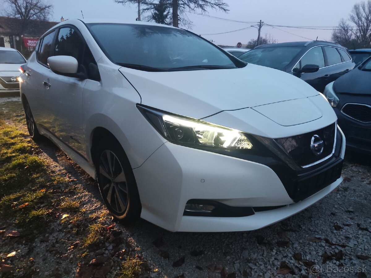 Leaf vo výbave Acenta r.2019, 20tis.km, len za 11.999€ + DPH - 4