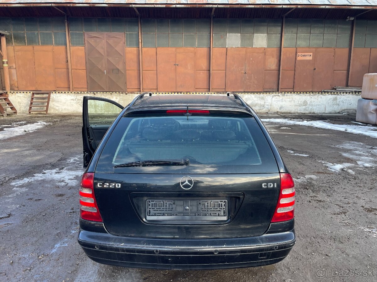 Mercedes C220 CDI - 4