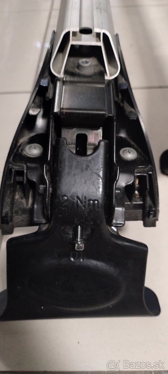 Predám originálny strešný nosič Ford Focus Mk3 (2011–2018) - 4