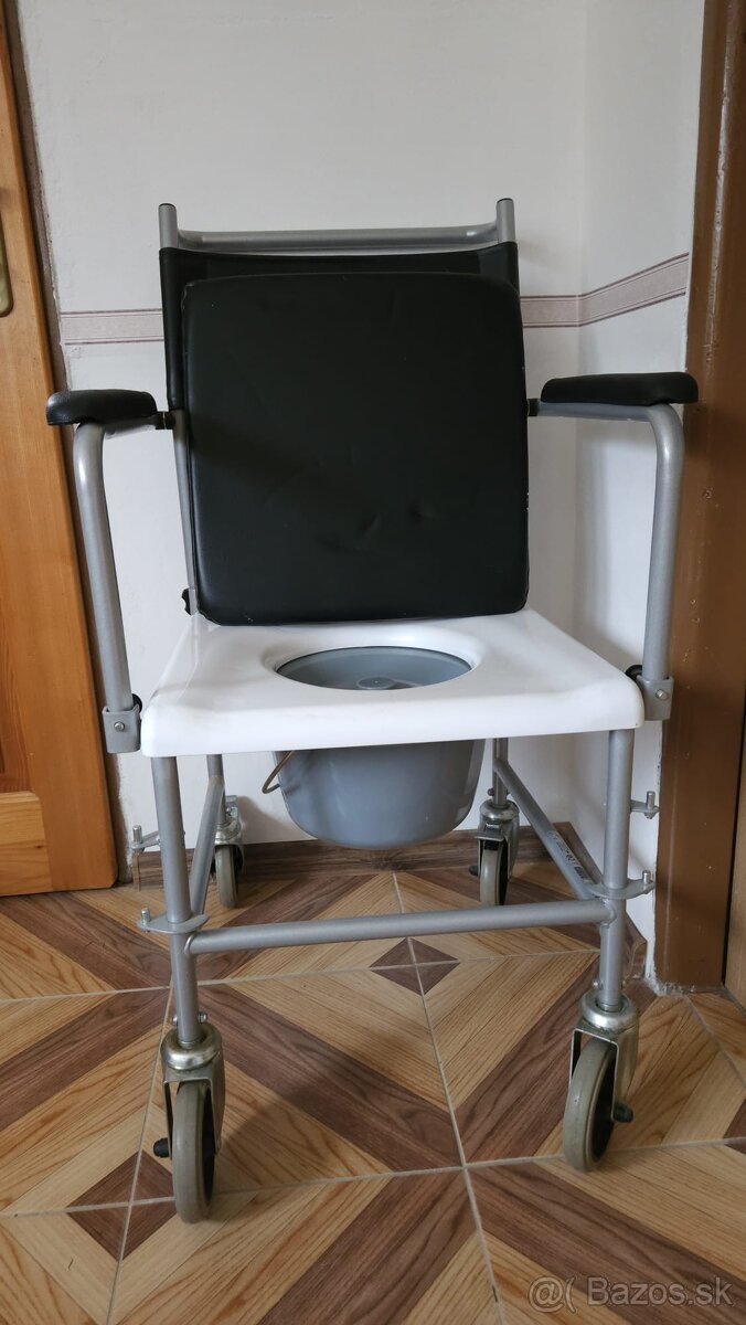 Toaletný, WC vozík na kolieskach - 4