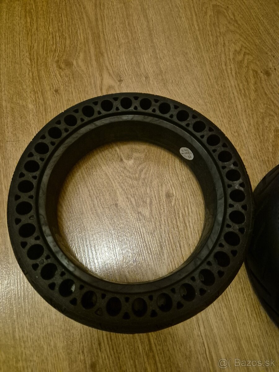 PNEUMATIKY NA ELEKTRICKE KOLOBEZKY - 4