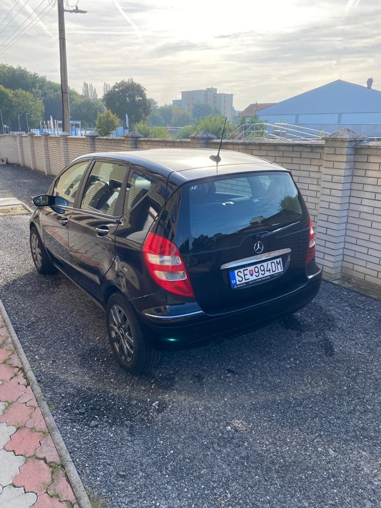 Mercedes-Benz A - 4