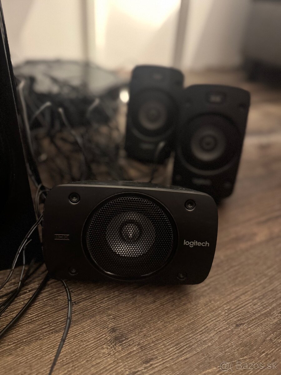 Logitech sound speakers Z906 - 4
