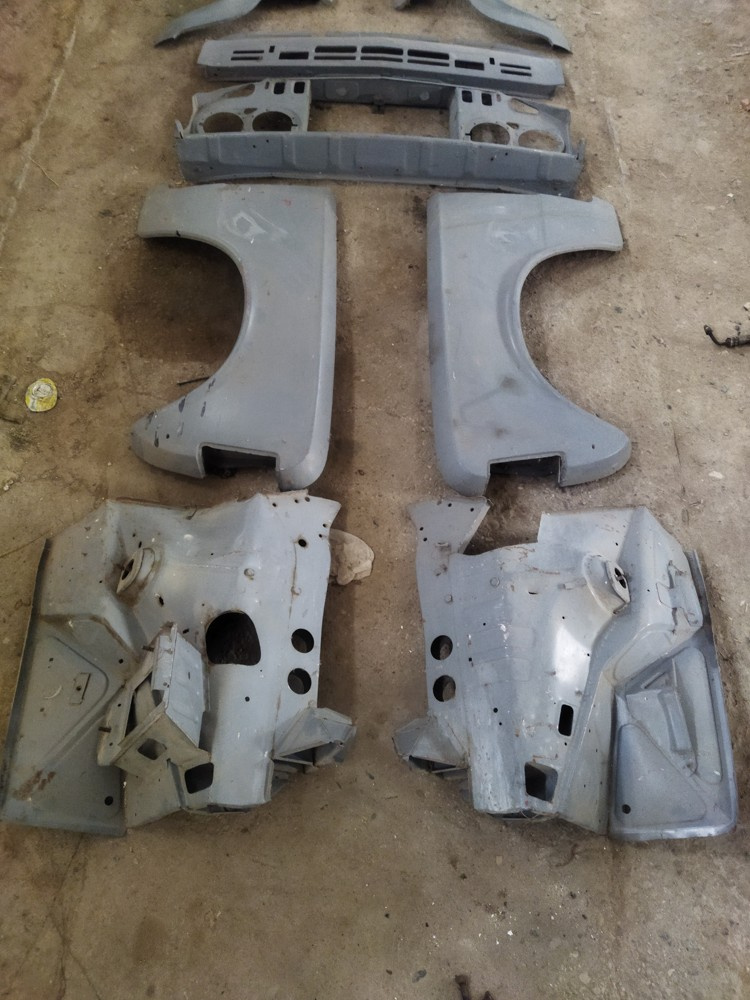 Sedačky fiat 125p + plecharina nová - 4