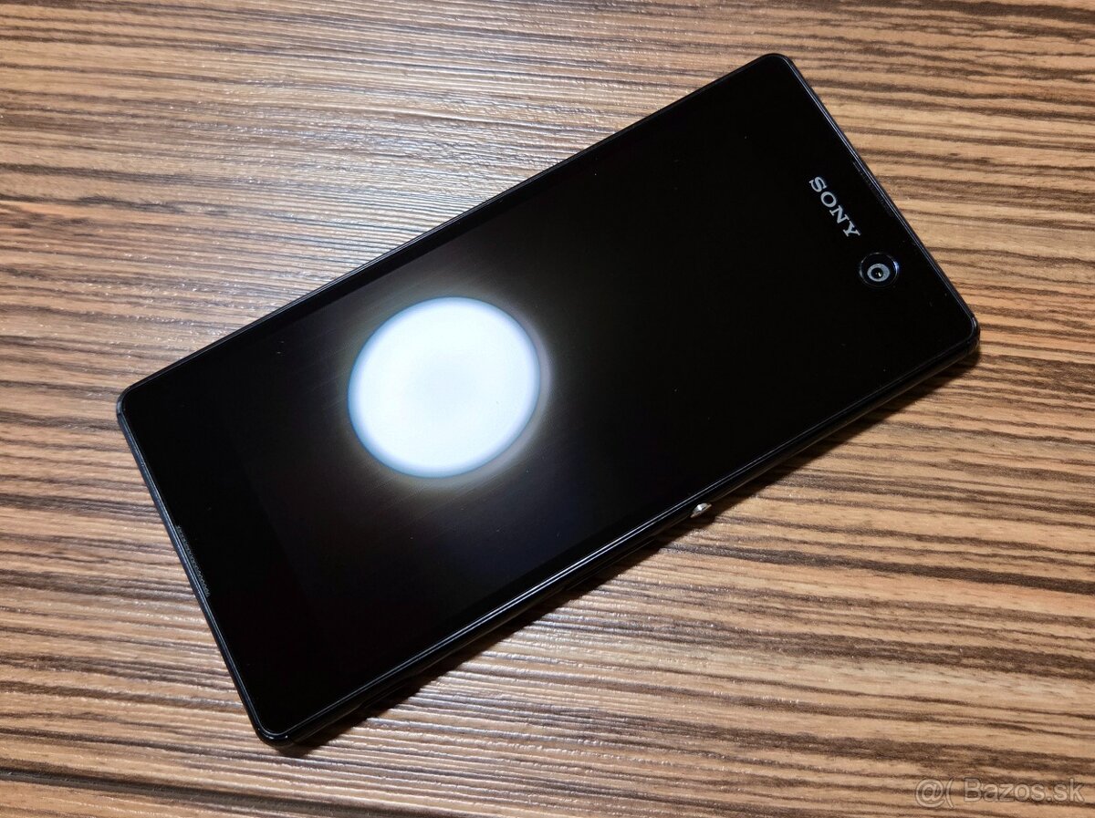 Sony Xperia M5 16GB - 4