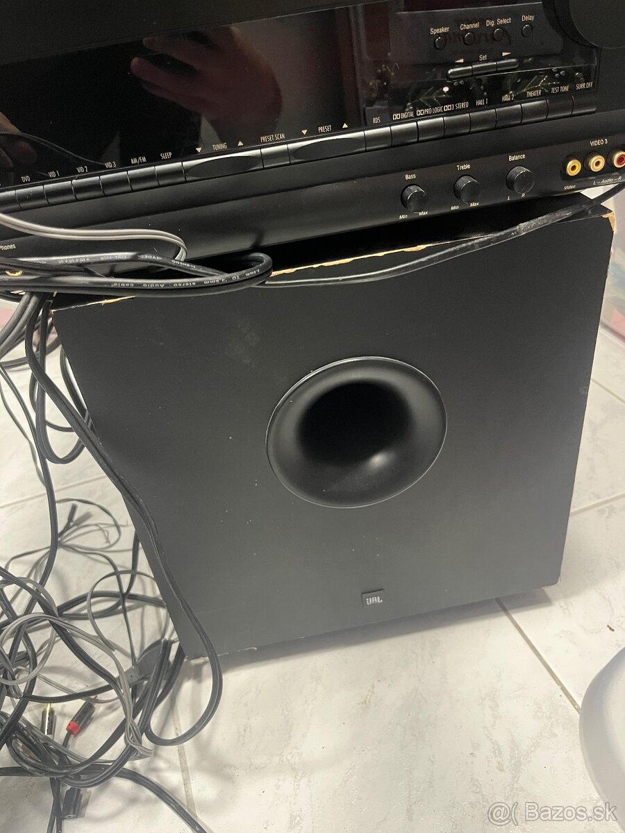 Harman Kardon, JBL - 4