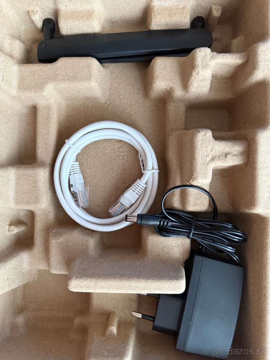 TP-Link Archer MR600 AC1200 4G+ LTE router - 4