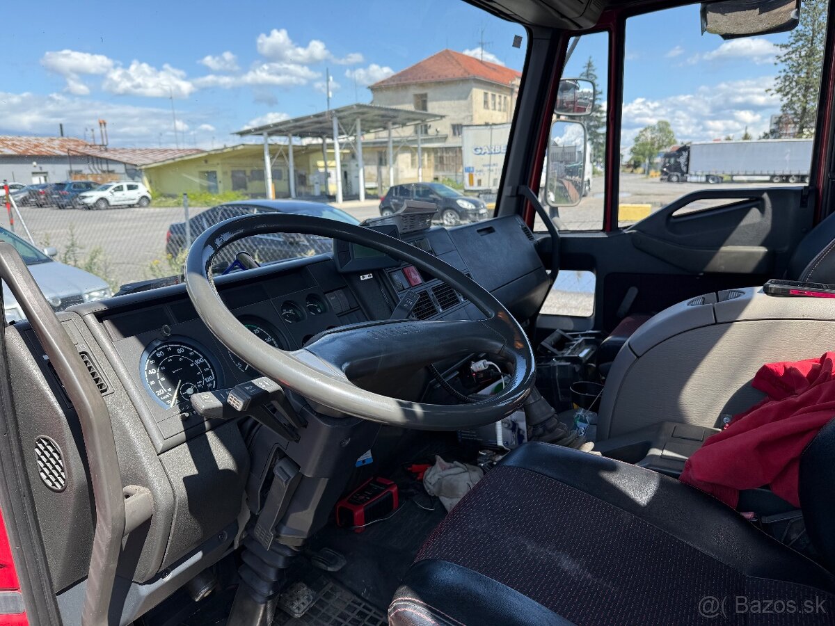 Iveco s hydraulickou rukou – pripravené na prácu - 4