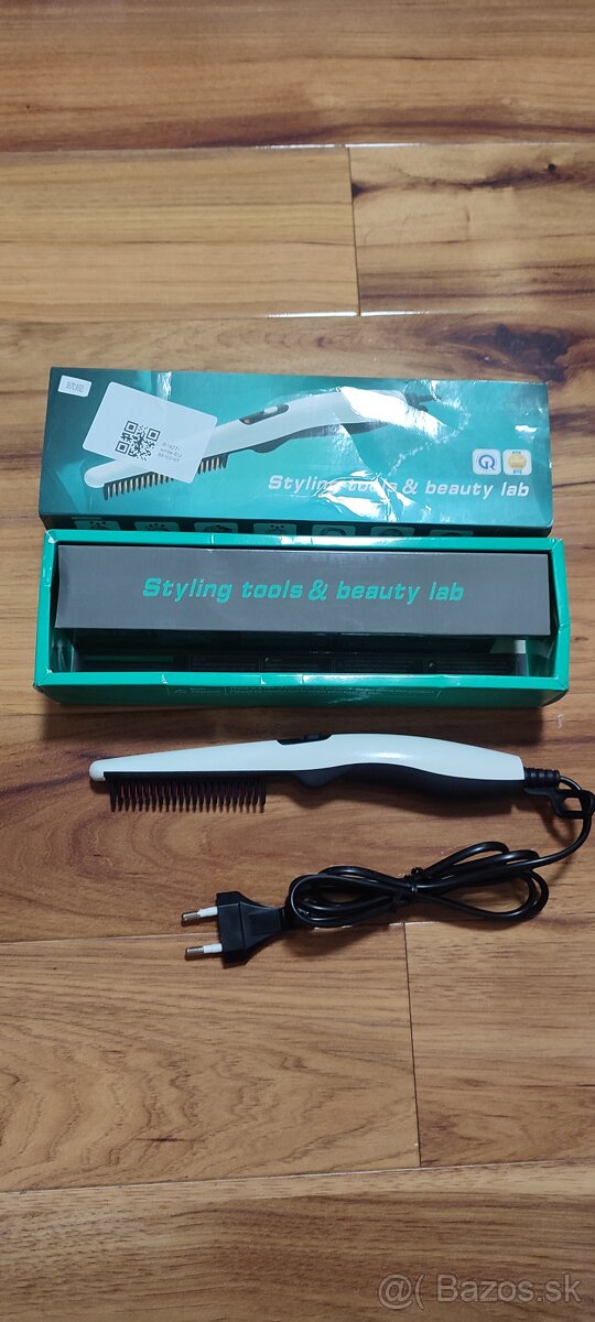 Žehlička na fúzy , multifunkčný hrebeň - 4