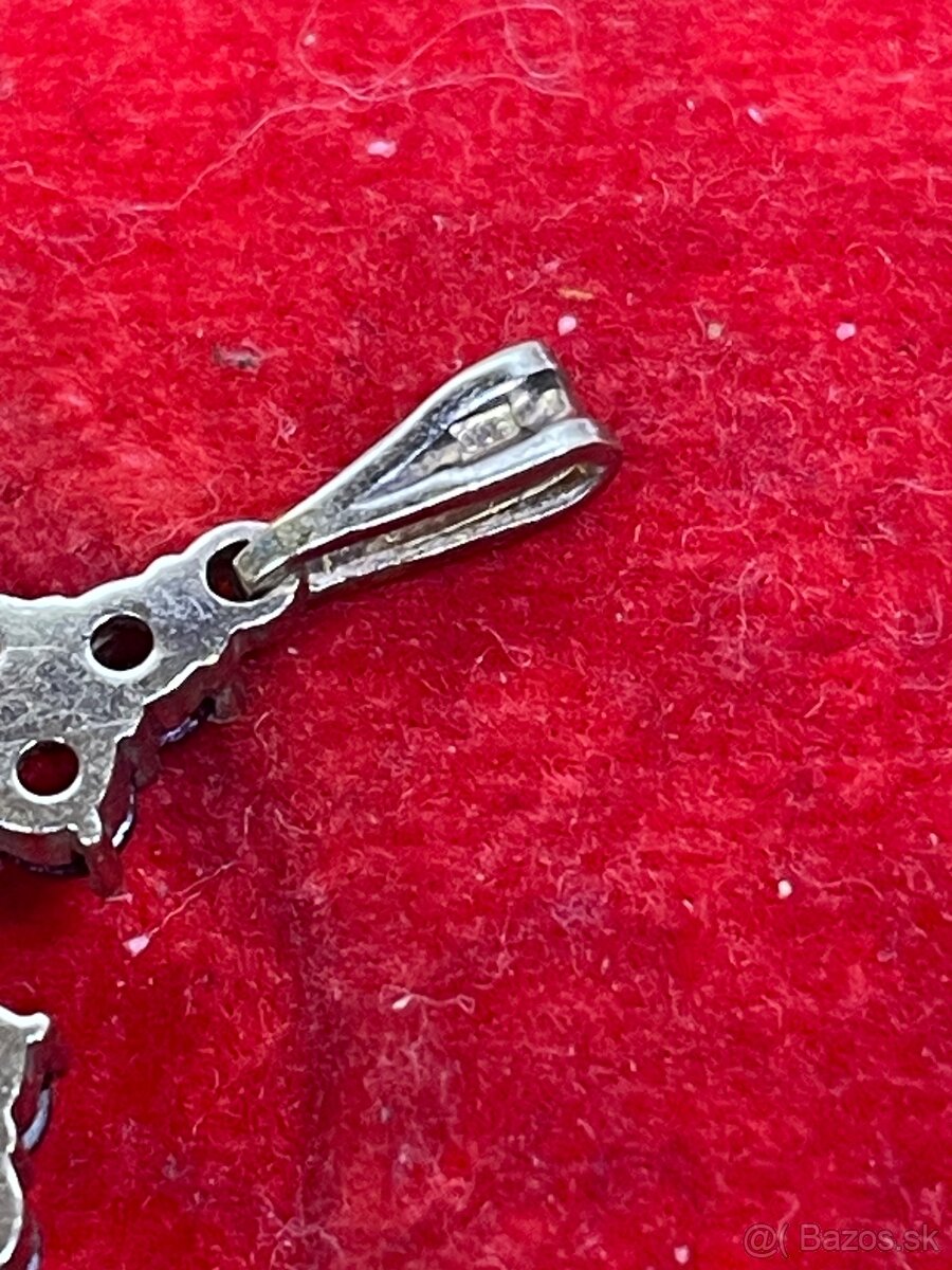 strieborný krížik Český granát -pozlatene - 4