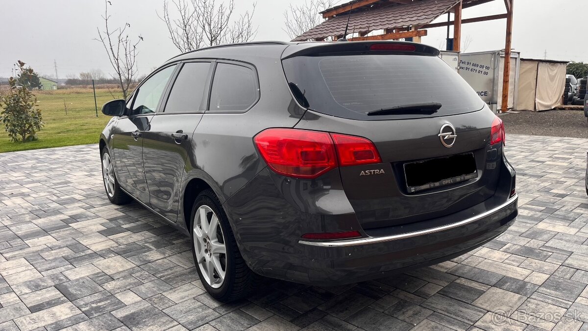 Opel Astra J 2013 / Nova STK EK - 4