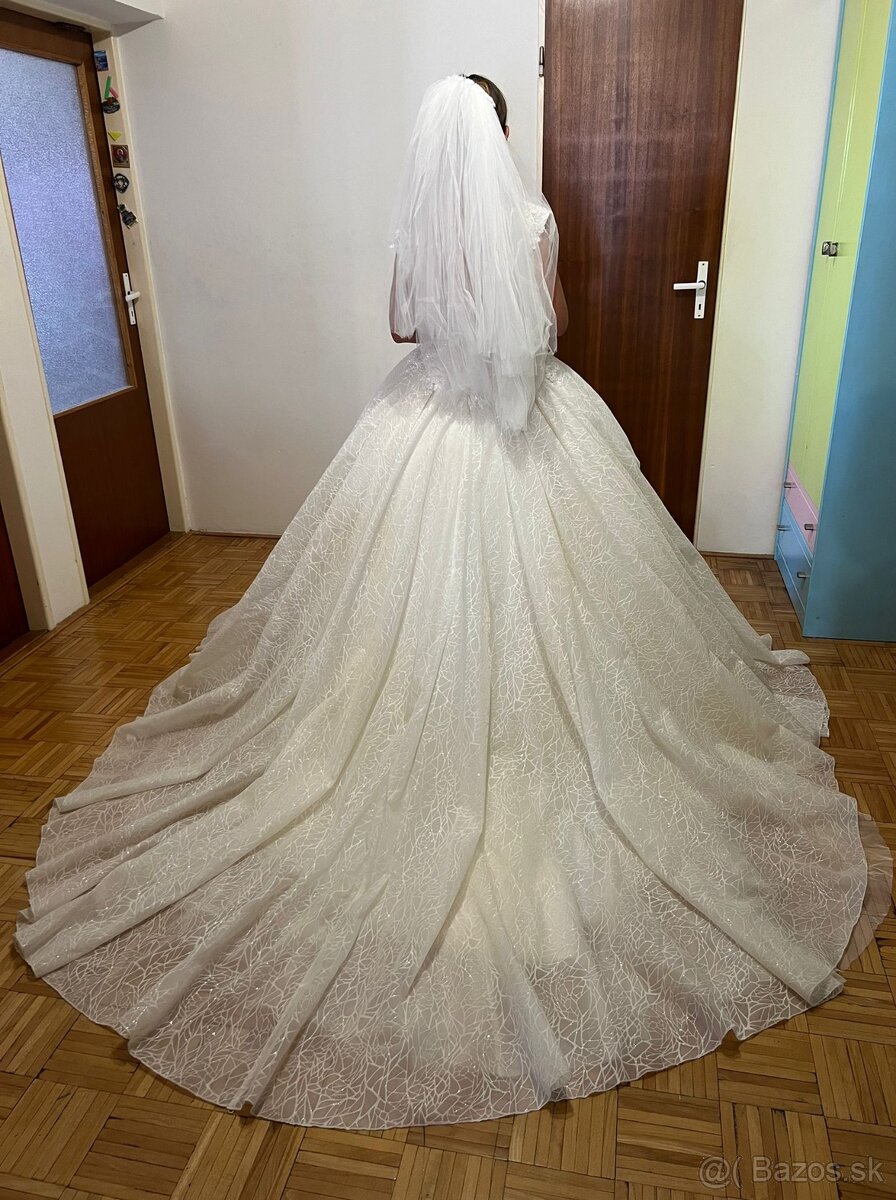Krásne svadobné šaty - 4