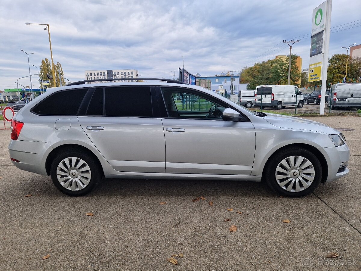 Škoda Octavia Combi 2.0 TDI Ambition EU6 - 4
