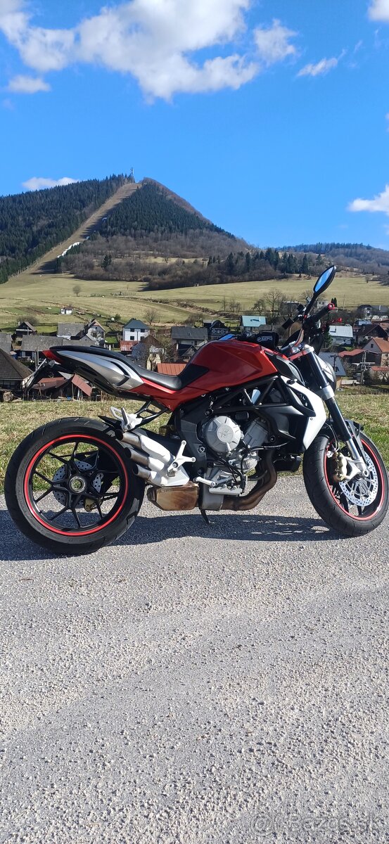 Predám,vymením MV AGUSTA BRUTALE 800 - 4