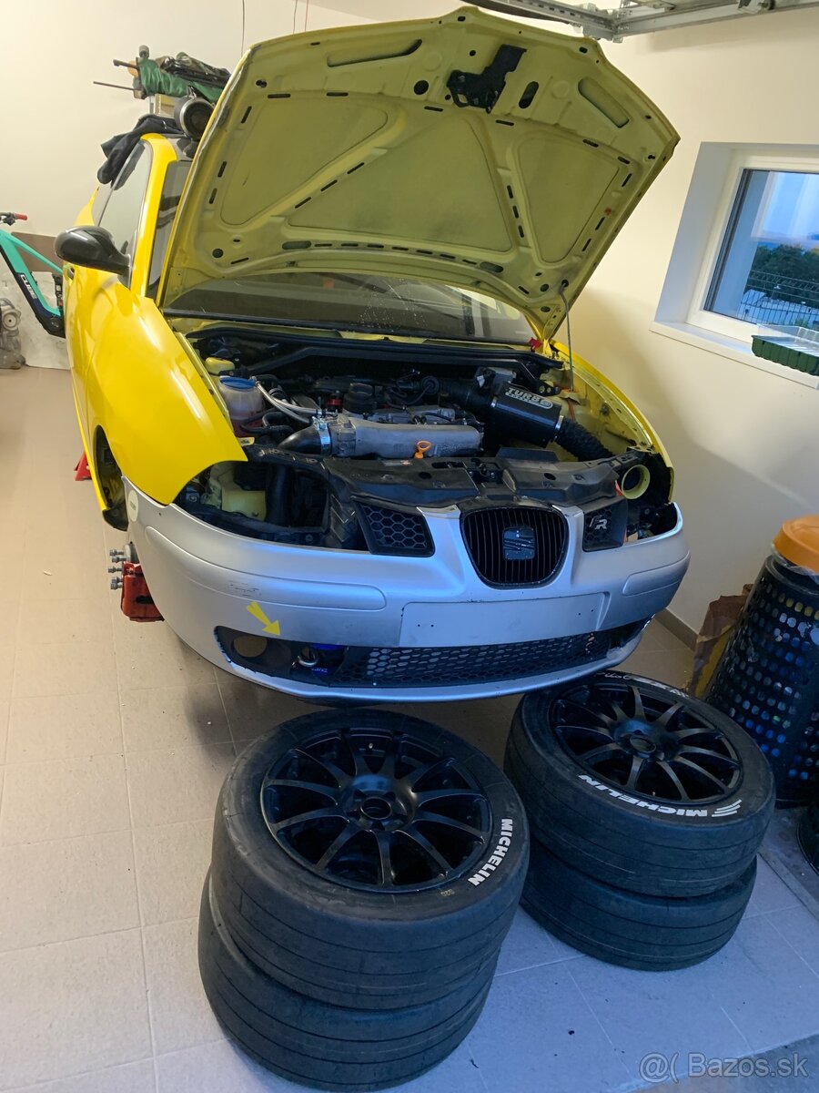 Predám Slalom špeciál Ibiza 1.8T - 4