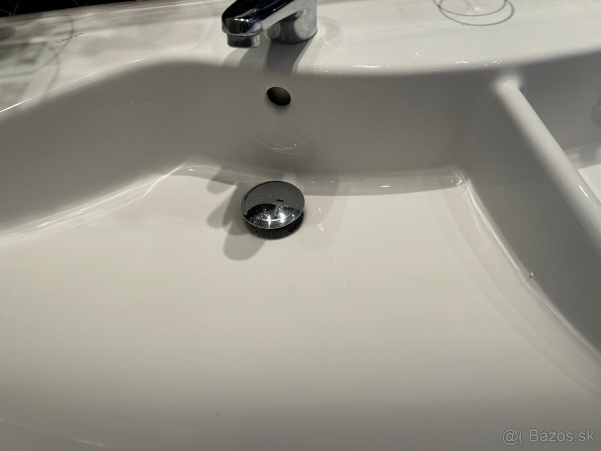 Dvojité umývadlo zo všetkým na fotke - 4