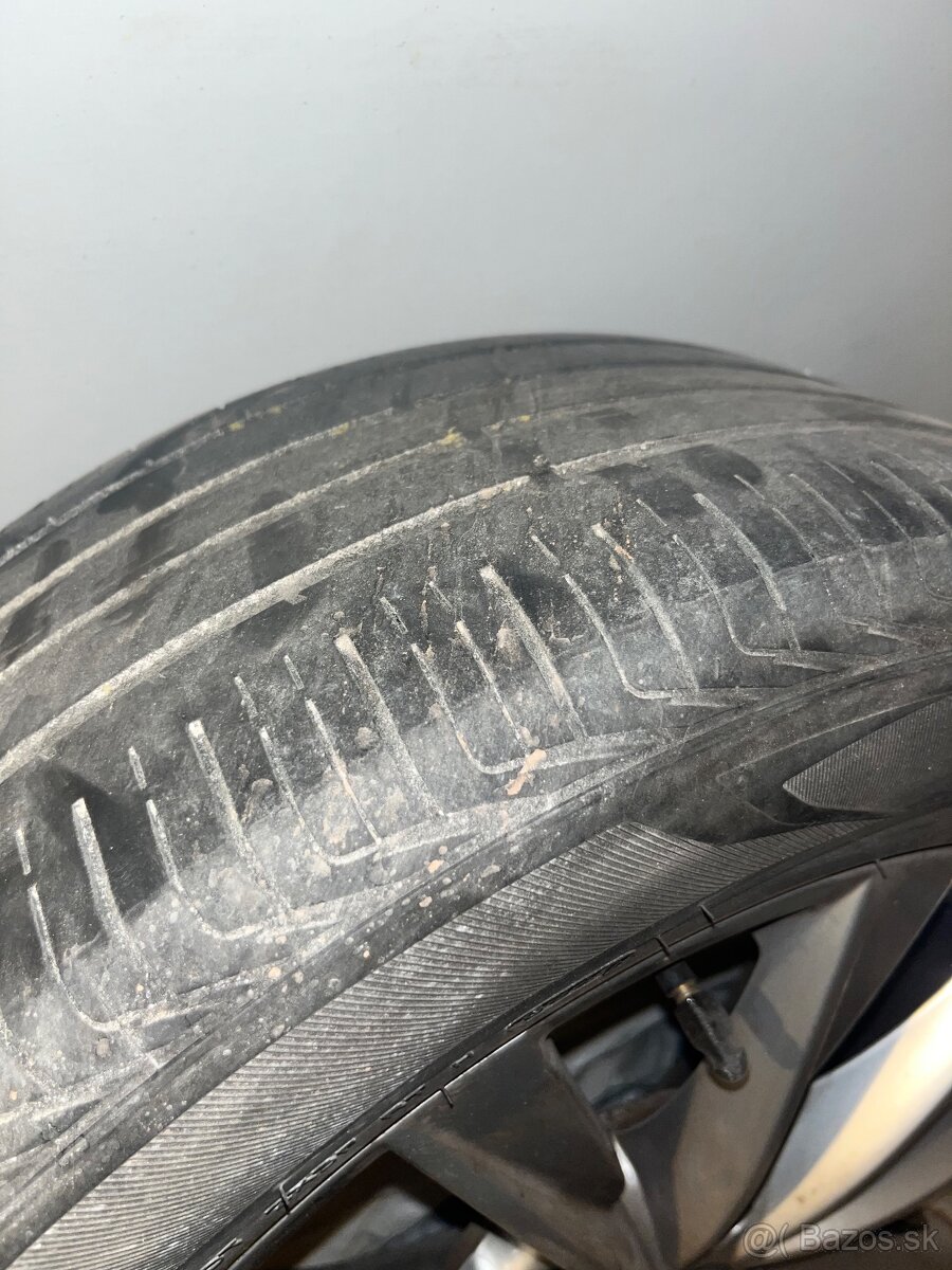 Predávam tieto disky - 4