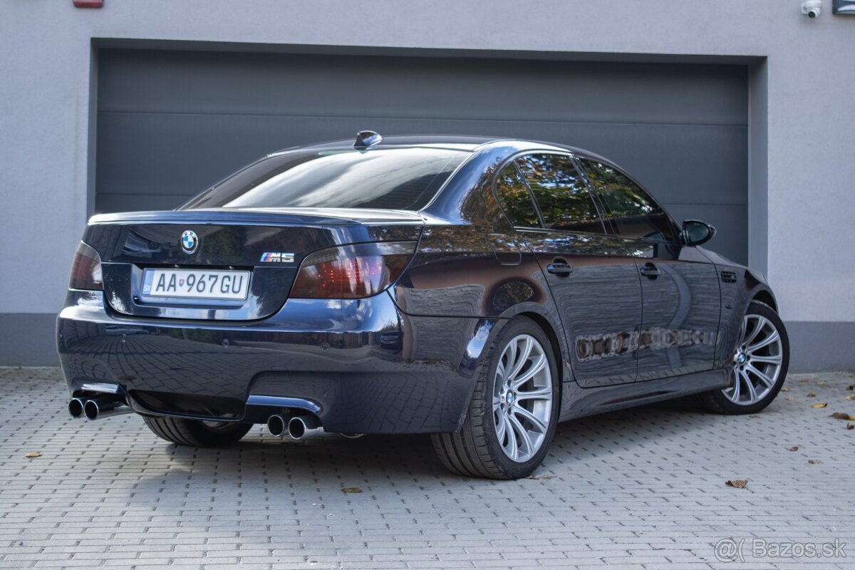 BMW M5 PANO/HUD/M-TECH/INDIVIDUAL - 4