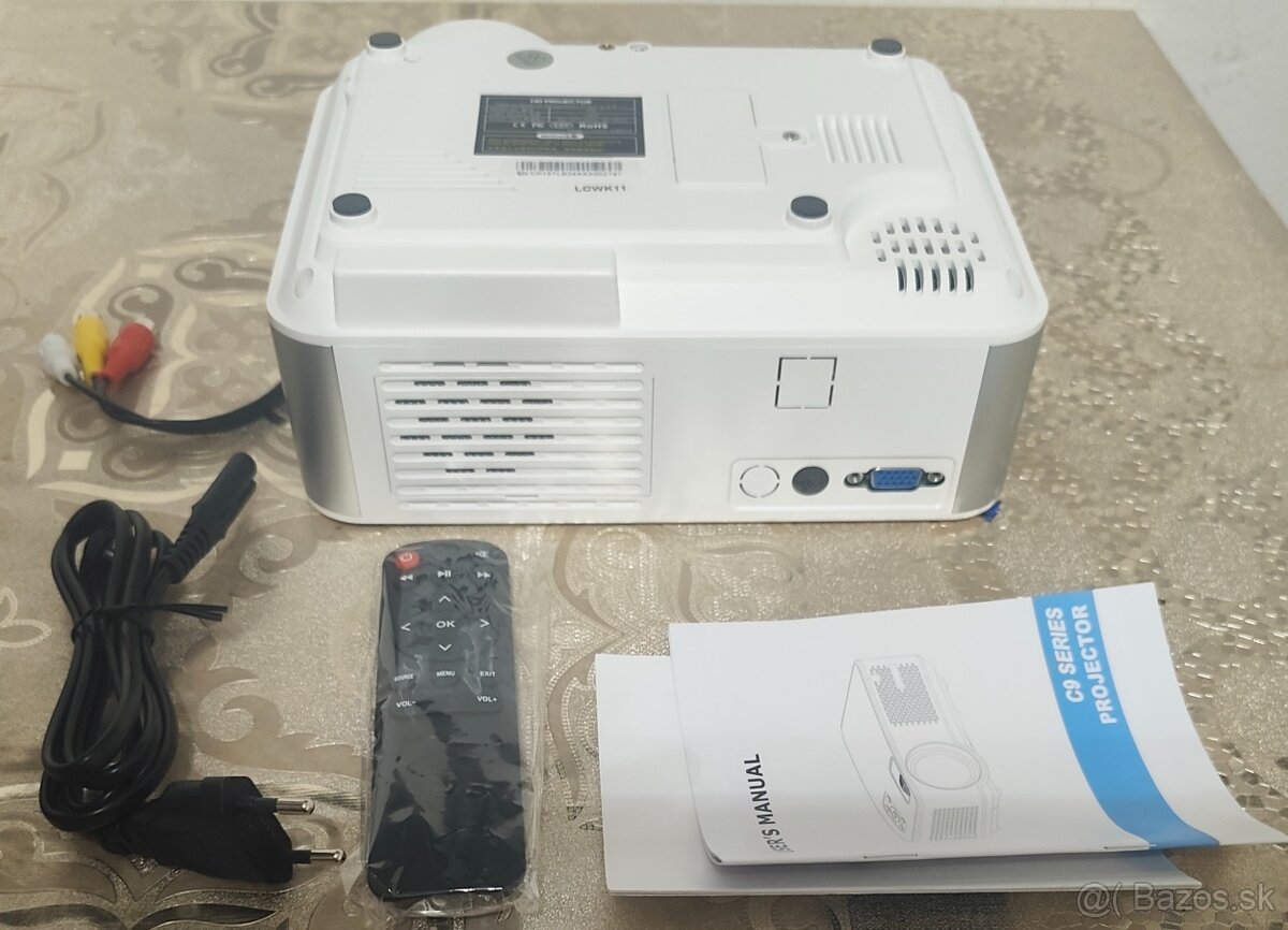 Projektor KRUGER & MATZ s WiFi a bluetooth - 4