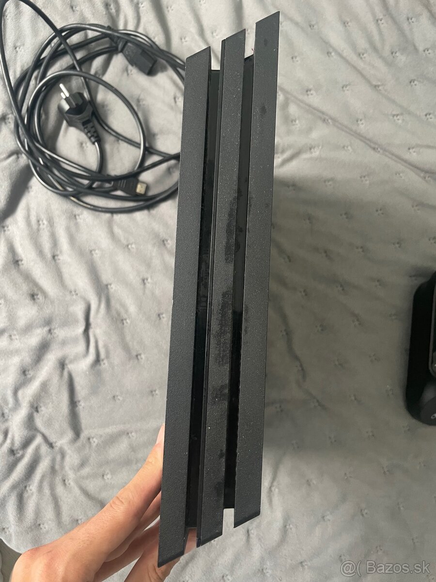 Predám PS4 Pro 1TB – možnosť aj s účtom výmena za Steam Deck - 4