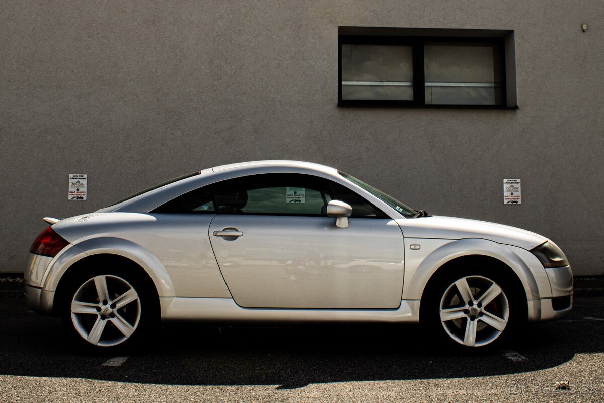 Audi TT Coupé 1.8T - 4