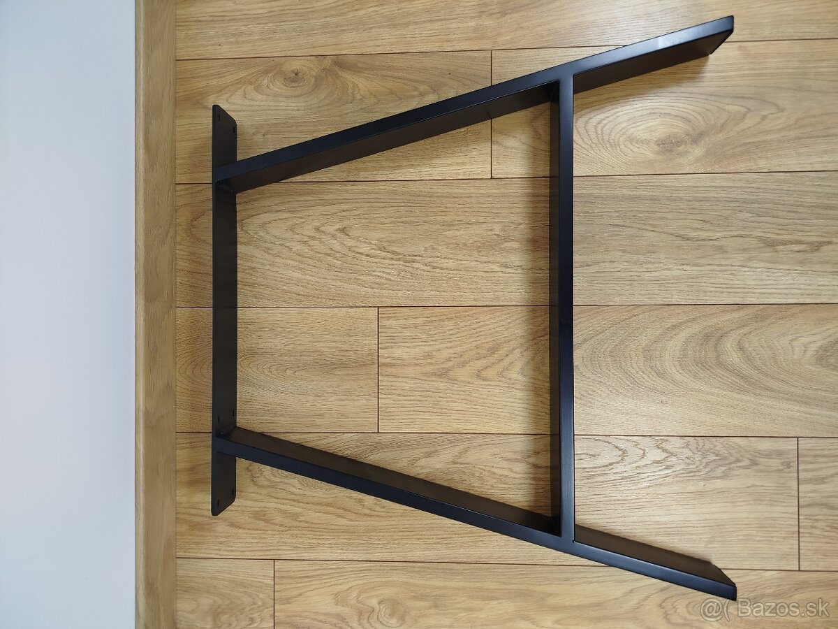 Stôl do kuchyne A - 4