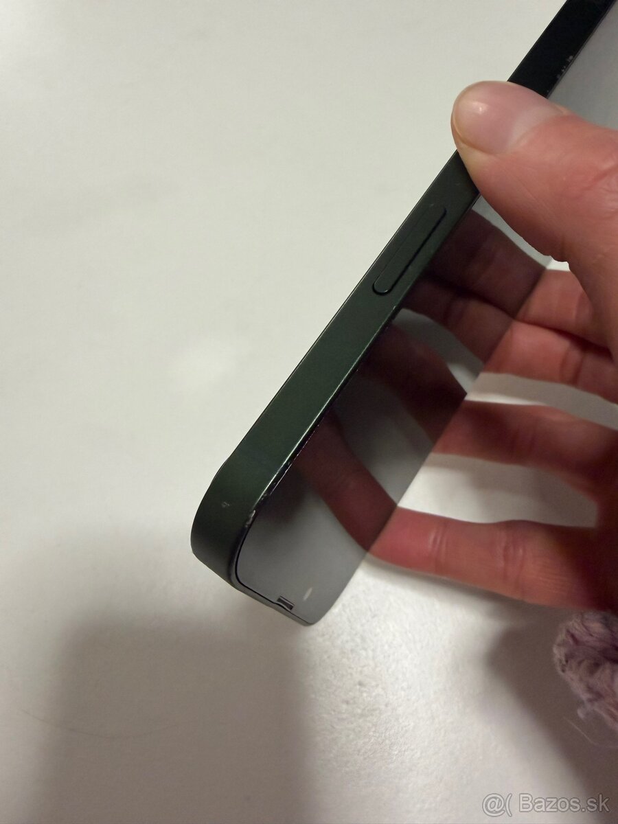 Apple iPhone 13 128GB zelený - 4