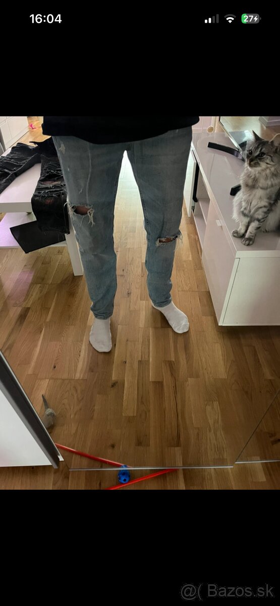 Roztrhané rifle - 4