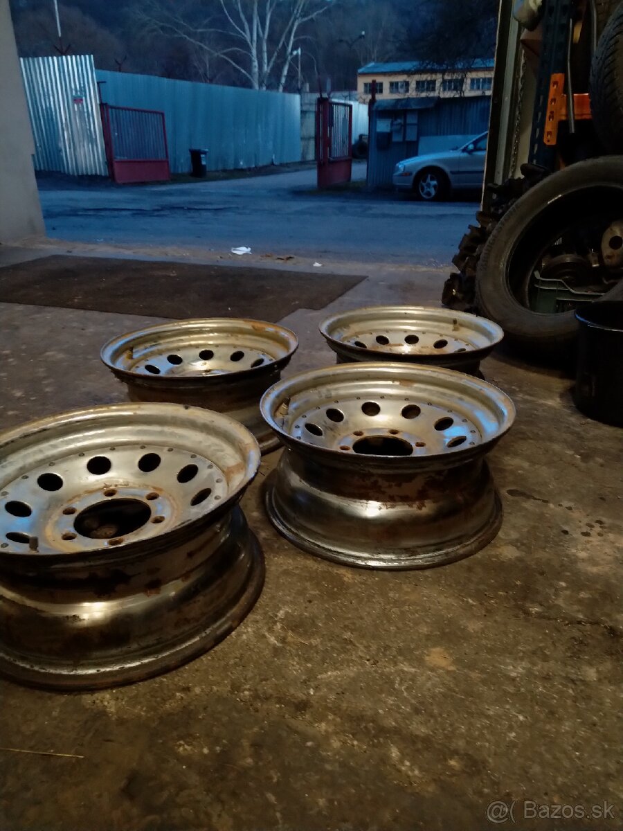 Disky Nissan D22 - 4