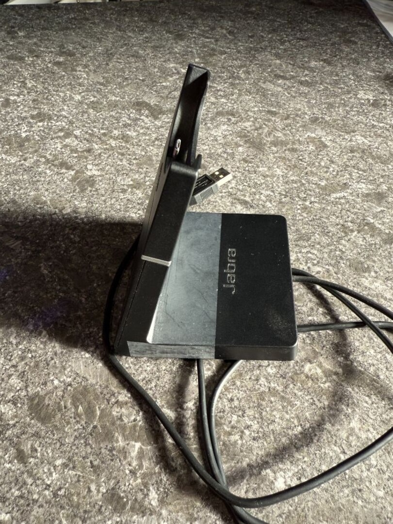 Nabíjací stojan Jabra E75 pre headsety – model DIV010 - 4
