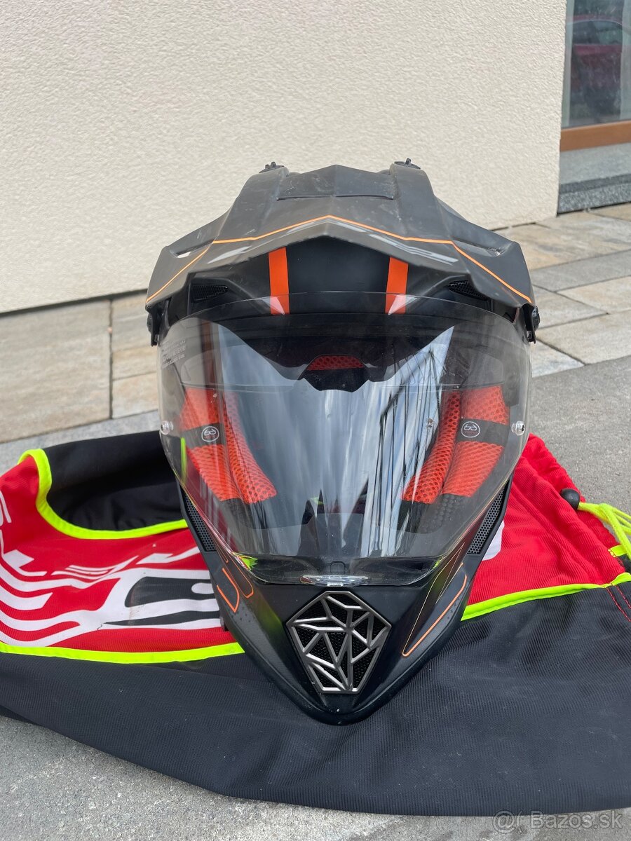 Prilba LS2 Pioneer veľkosť S